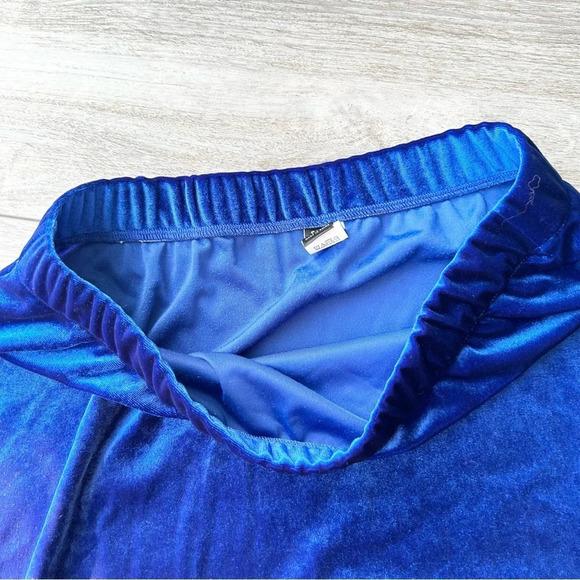 Shein High Waist Ruffle Hem Velvet Skirt - Picture 9 of 16